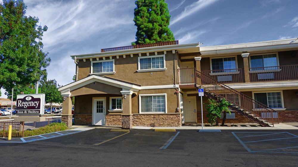 Regency Inn & Suites Downey Dış mekan fotoğraf