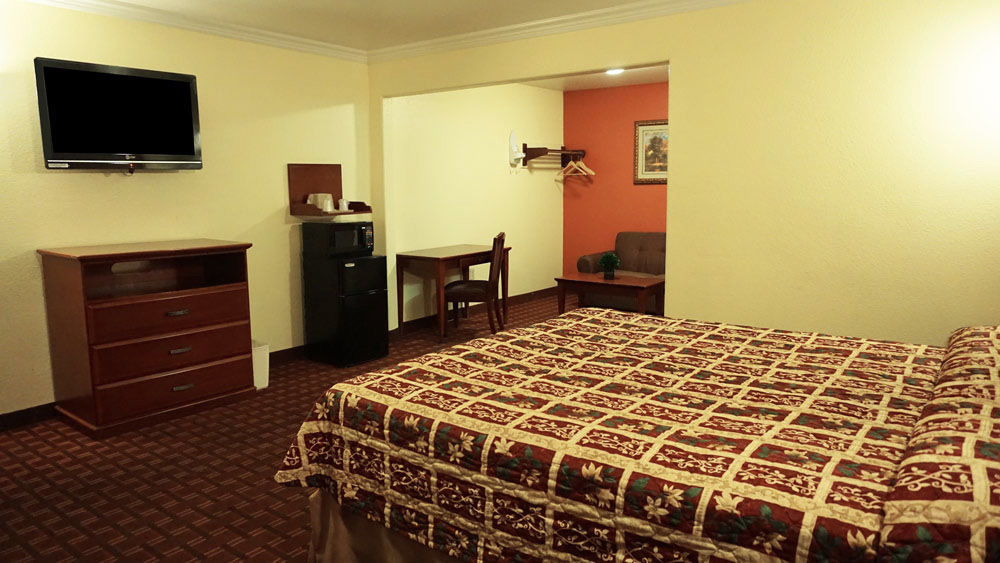 Regency Inn & Suites Downey Dış mekan fotoğraf