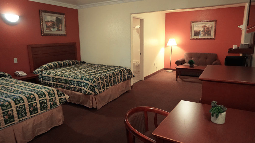Regency Inn & Suites Downey Dış mekan fotoğraf