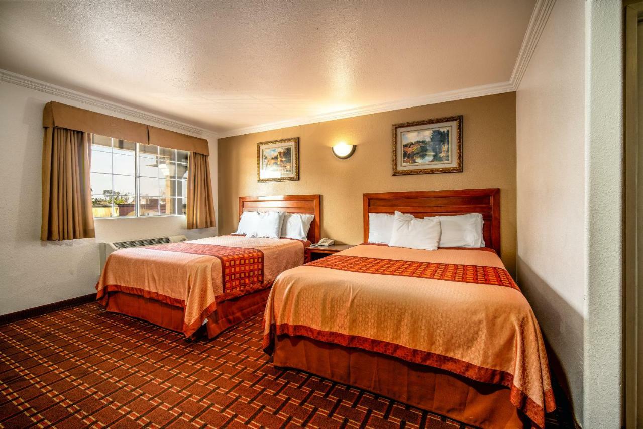 Regency Inn & Suites Downey Dış mekan fotoğraf