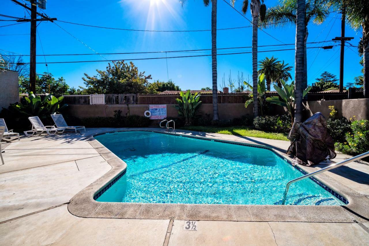 Regency Inn & Suites Downey Dış mekan fotoğraf